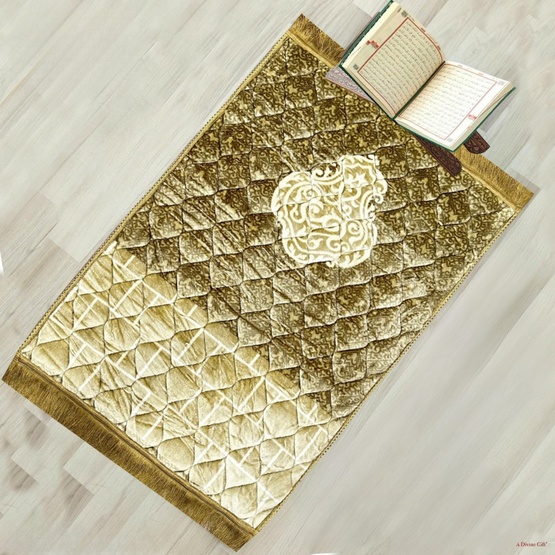 Premium Velvet Prayer Mat - Up Size - VPM15