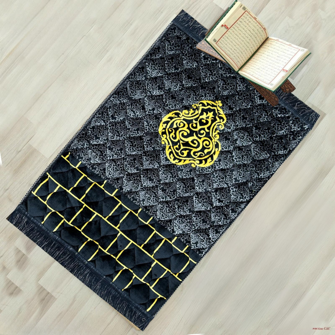 Premium Velvet Prayer Mat - Up Size - VPM16